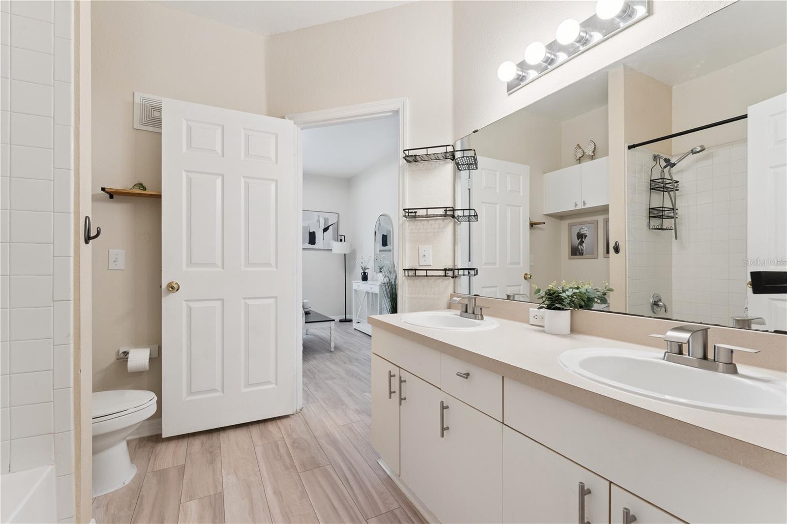MOSAIC/MILLENIA - Residential