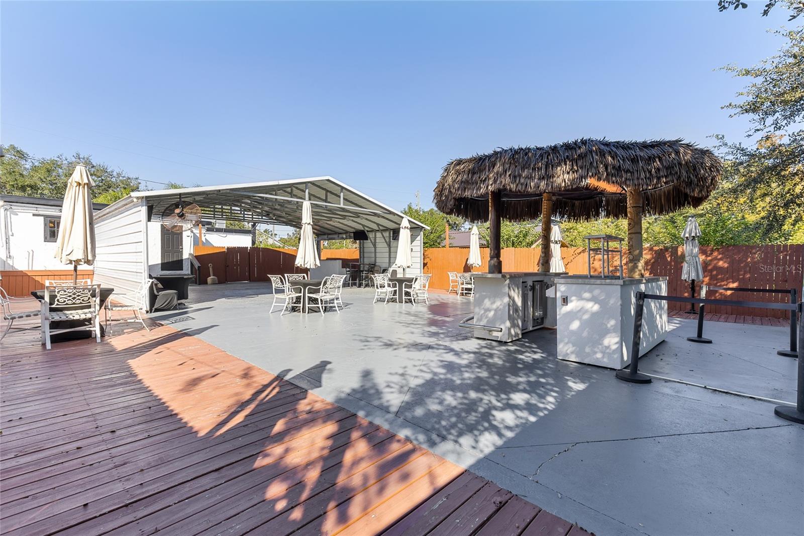 YAMASEE - Commercial Sale