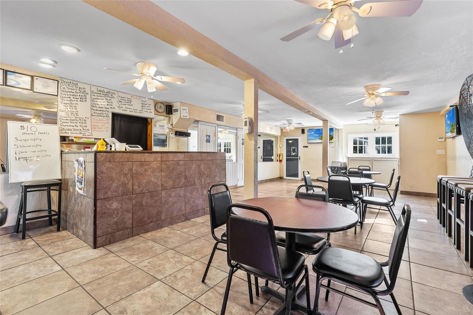 YAMASEE - Commercial Sale