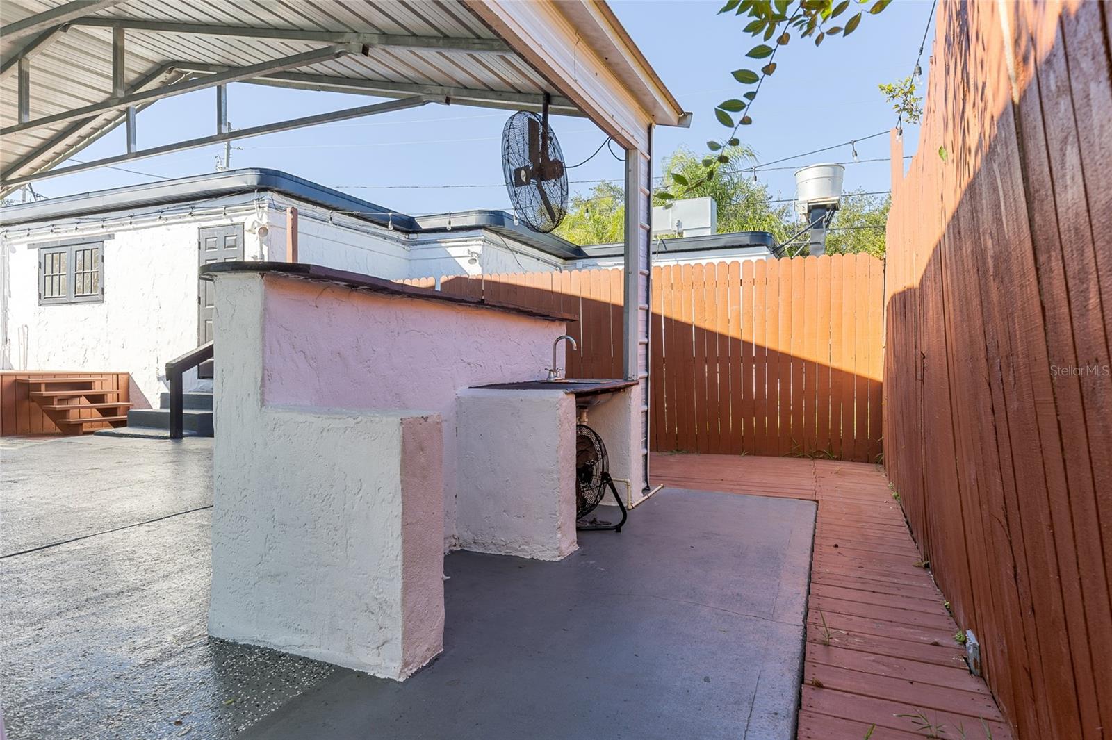 YAMASEE - Commercial Sale