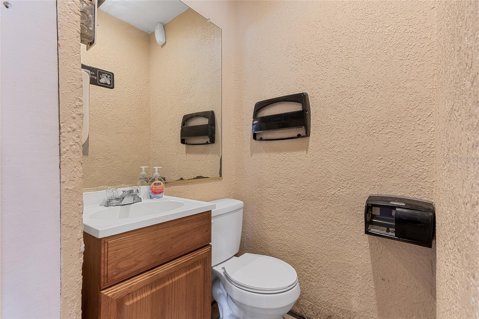 YAMASEE - Commercial Sale