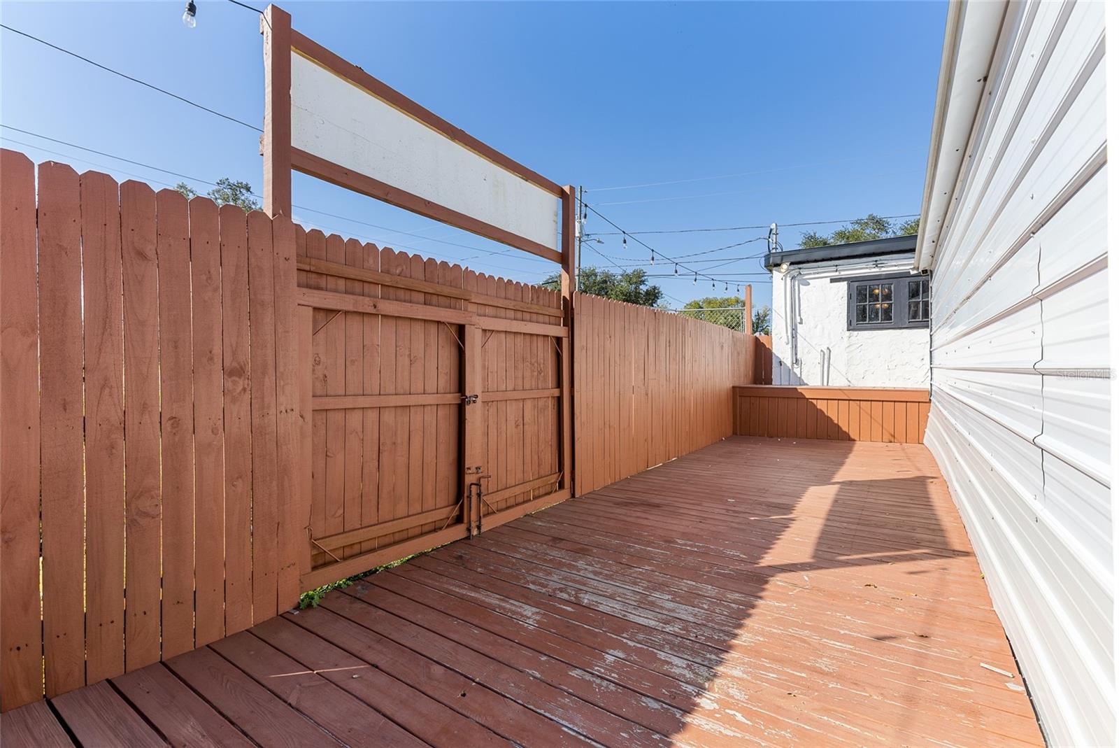 YAMASEE - Commercial Sale