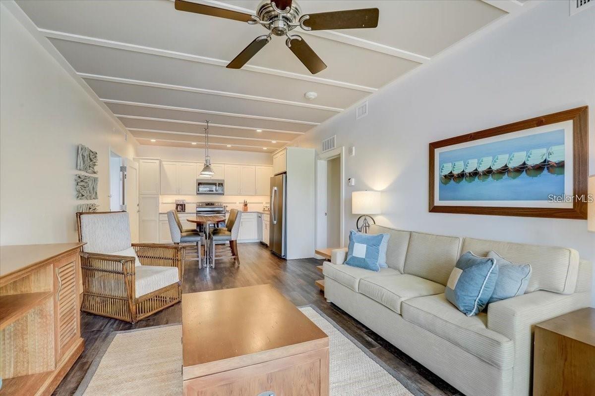 5325 MARINA DRIVE 423, HOLMES BEACH, FL, 34217 4 5325 MARINA DRIVE 423