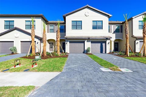 Photo of 15233 Lyla Terrace, Lakewood Ranch, FL 34211 (MLS # A4664871)