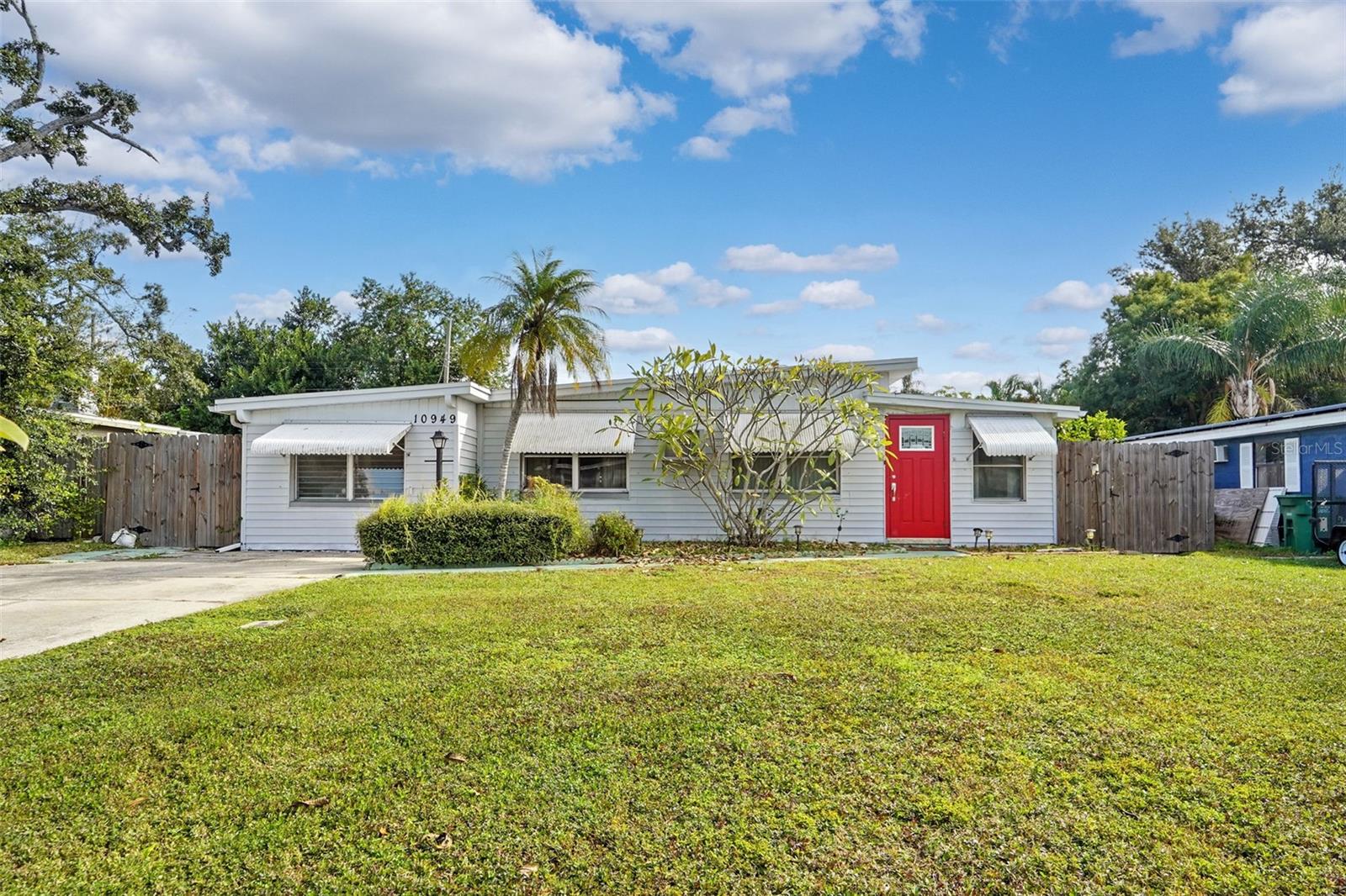 SEMINOLE GARDENS - Residential