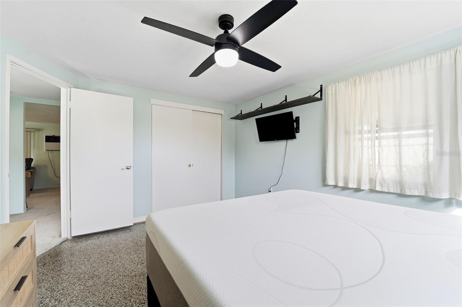 SEMINOLE GARDENS - Residential