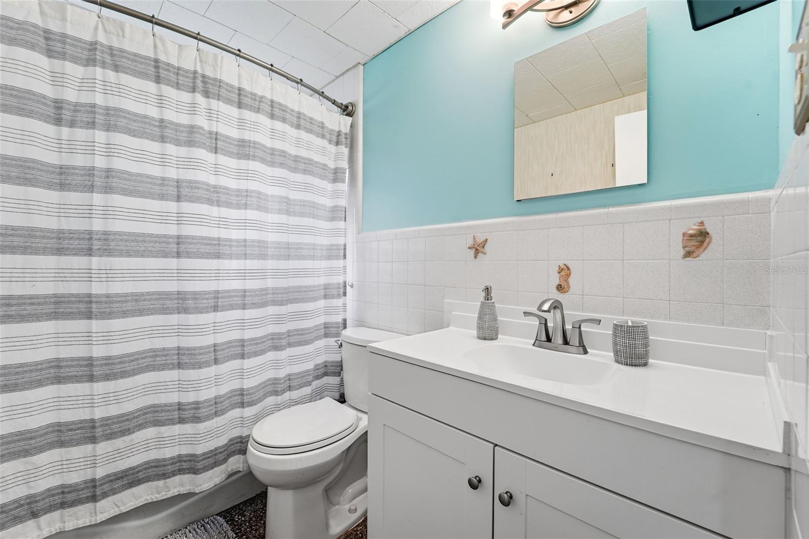 SEMINOLE GARDENS - Residential