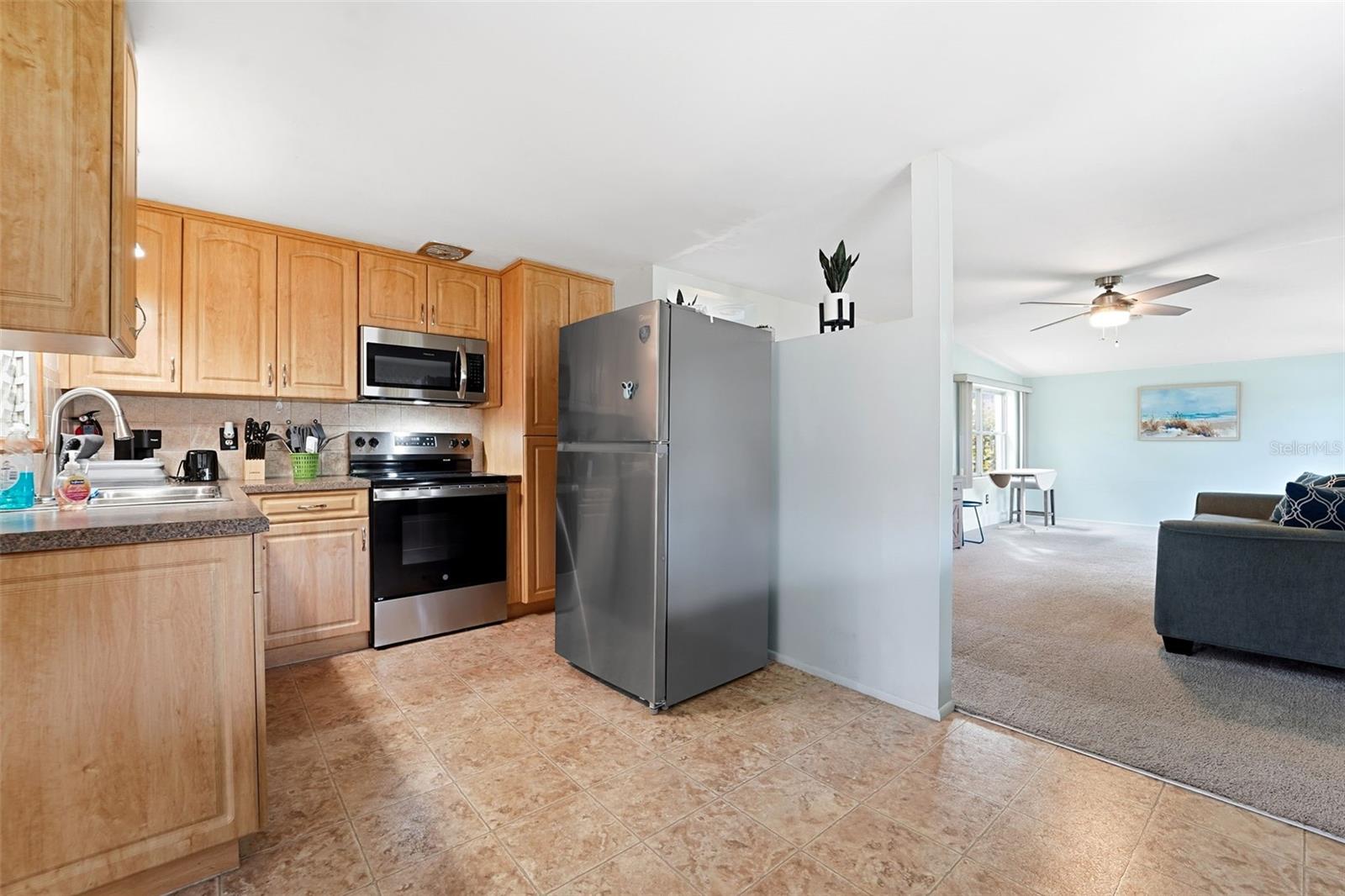 SEMINOLE GARDENS - Residential