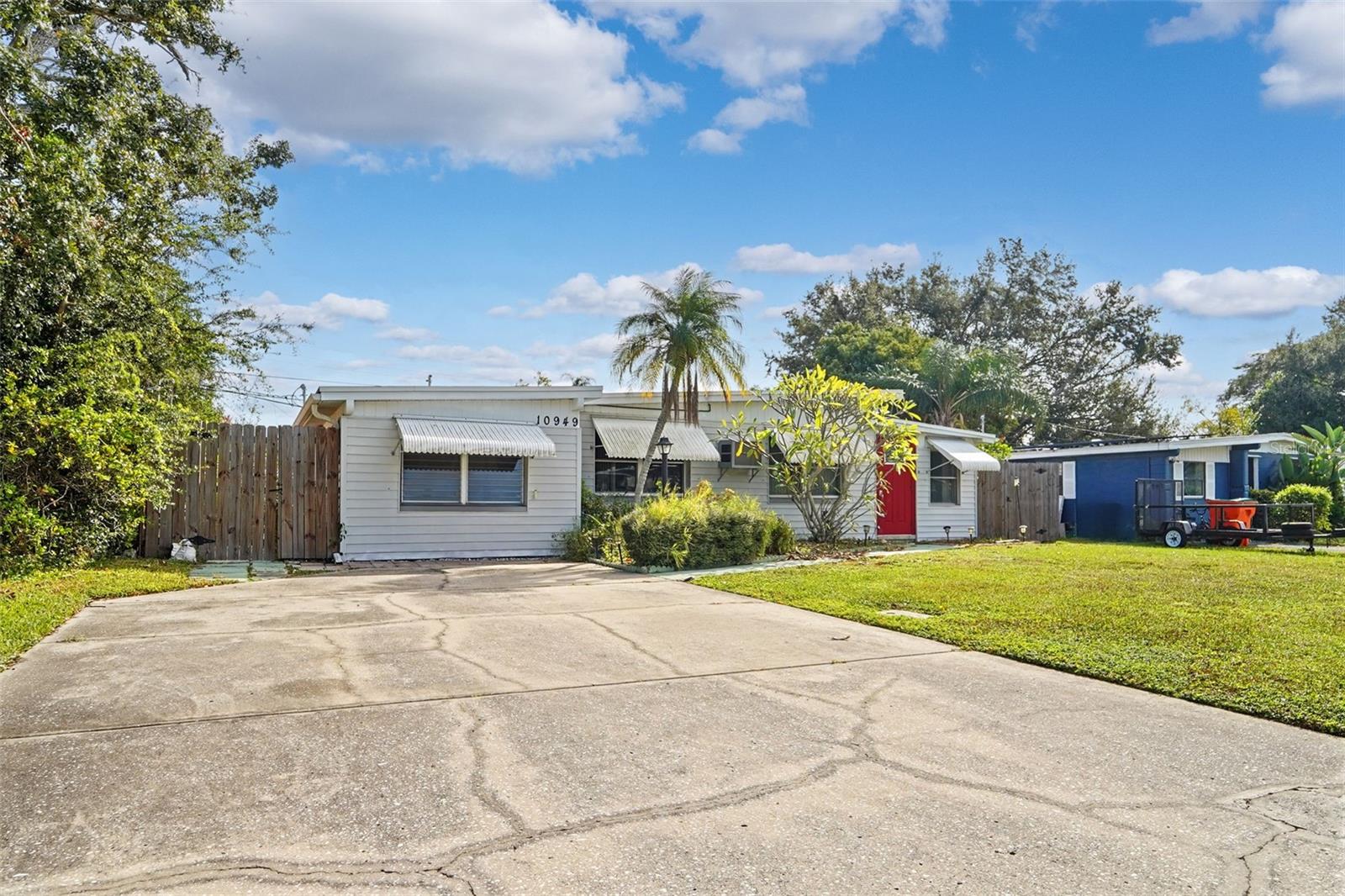 SEMINOLE GARDENS - Residential