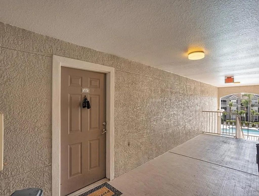 Photo of 3319 S Kirkman Road #337, Orlando, FL 32811 (MLS # O6400921)