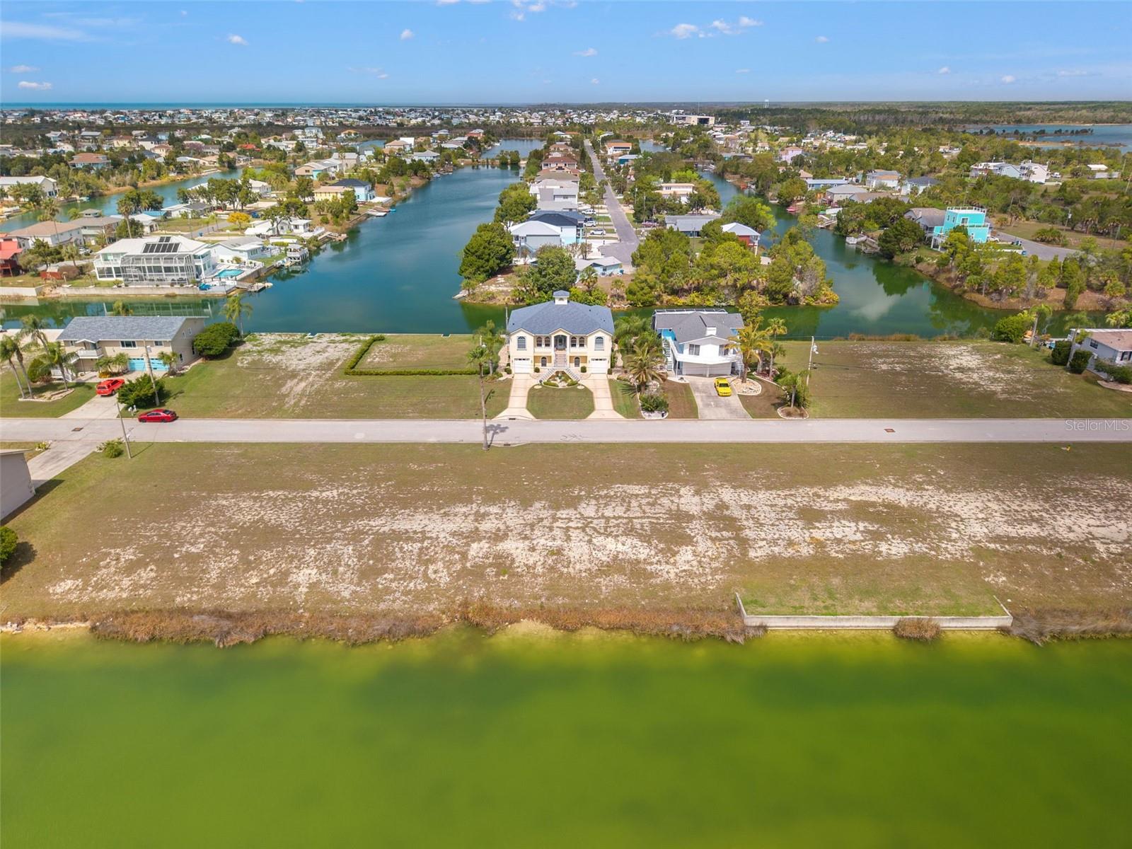 HERNANDO BEACH - Land