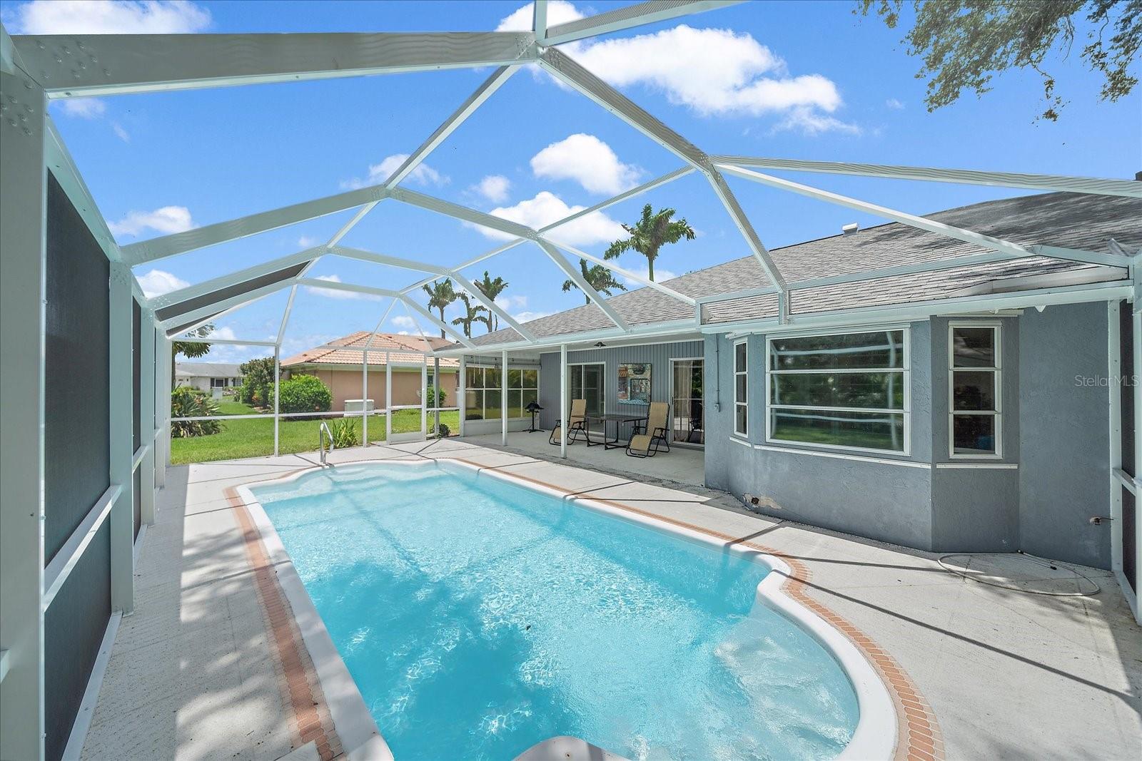 MEADOW RUN AT JACARANDA - Residential