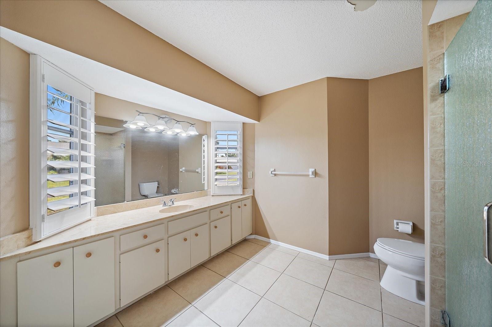 MEADOW RUN AT JACARANDA - Residential