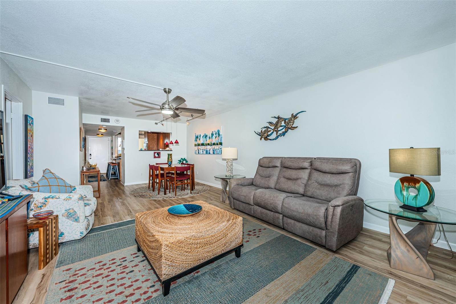 COURAGEOUS THE CONDO - Residential