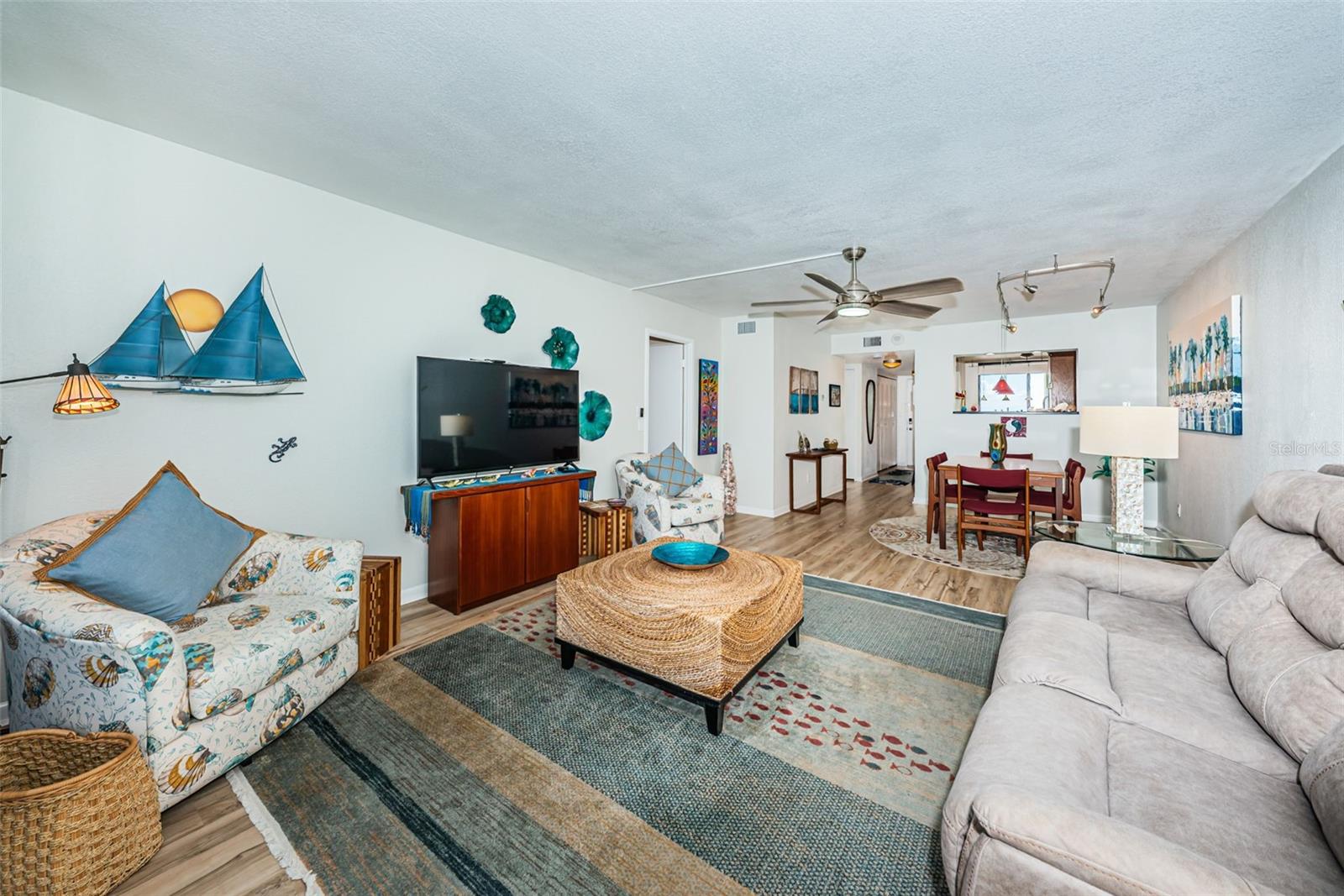 COURAGEOUS THE CONDO - Residential