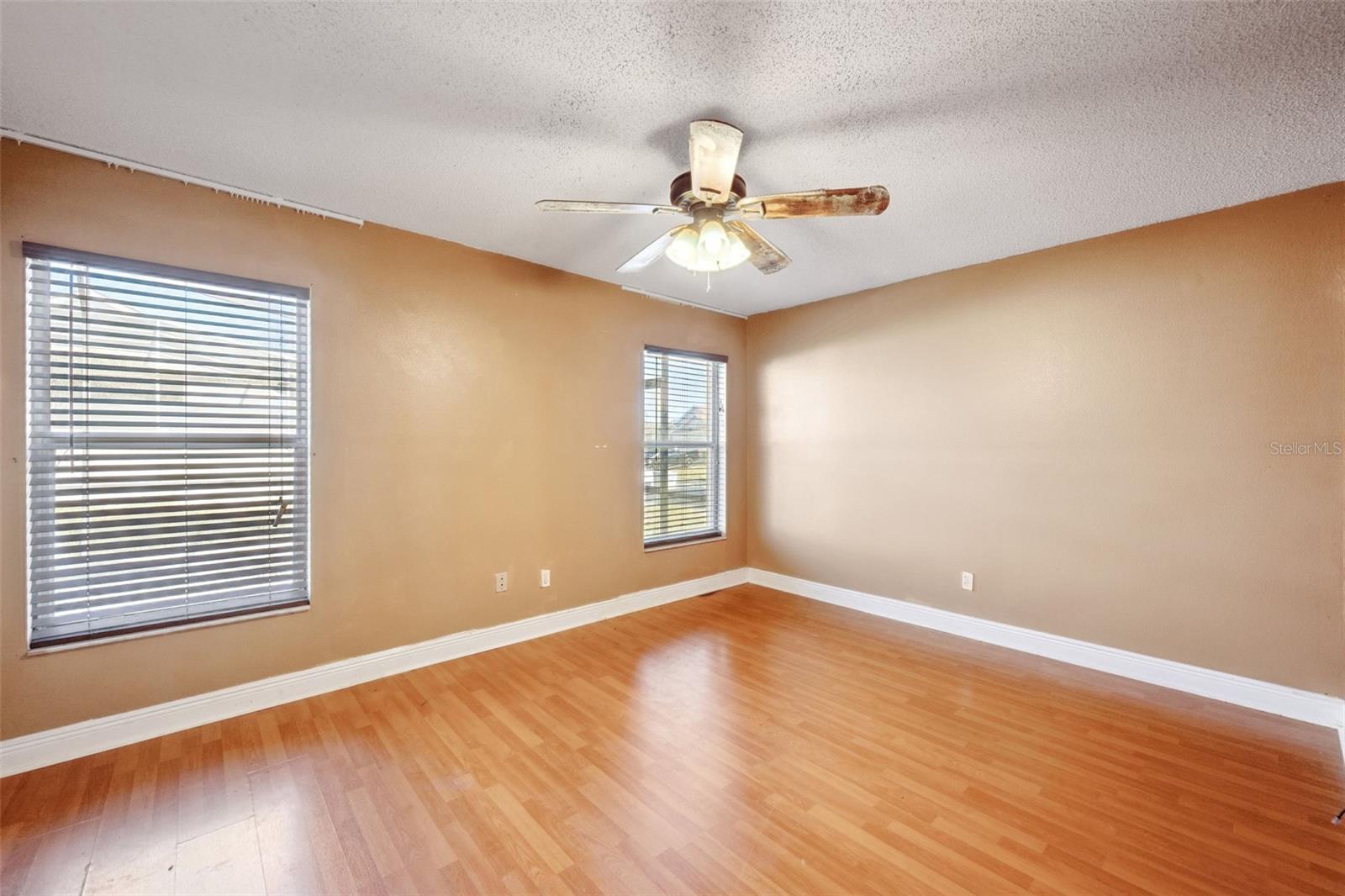 INDIAN POINT PH 6 - Residential