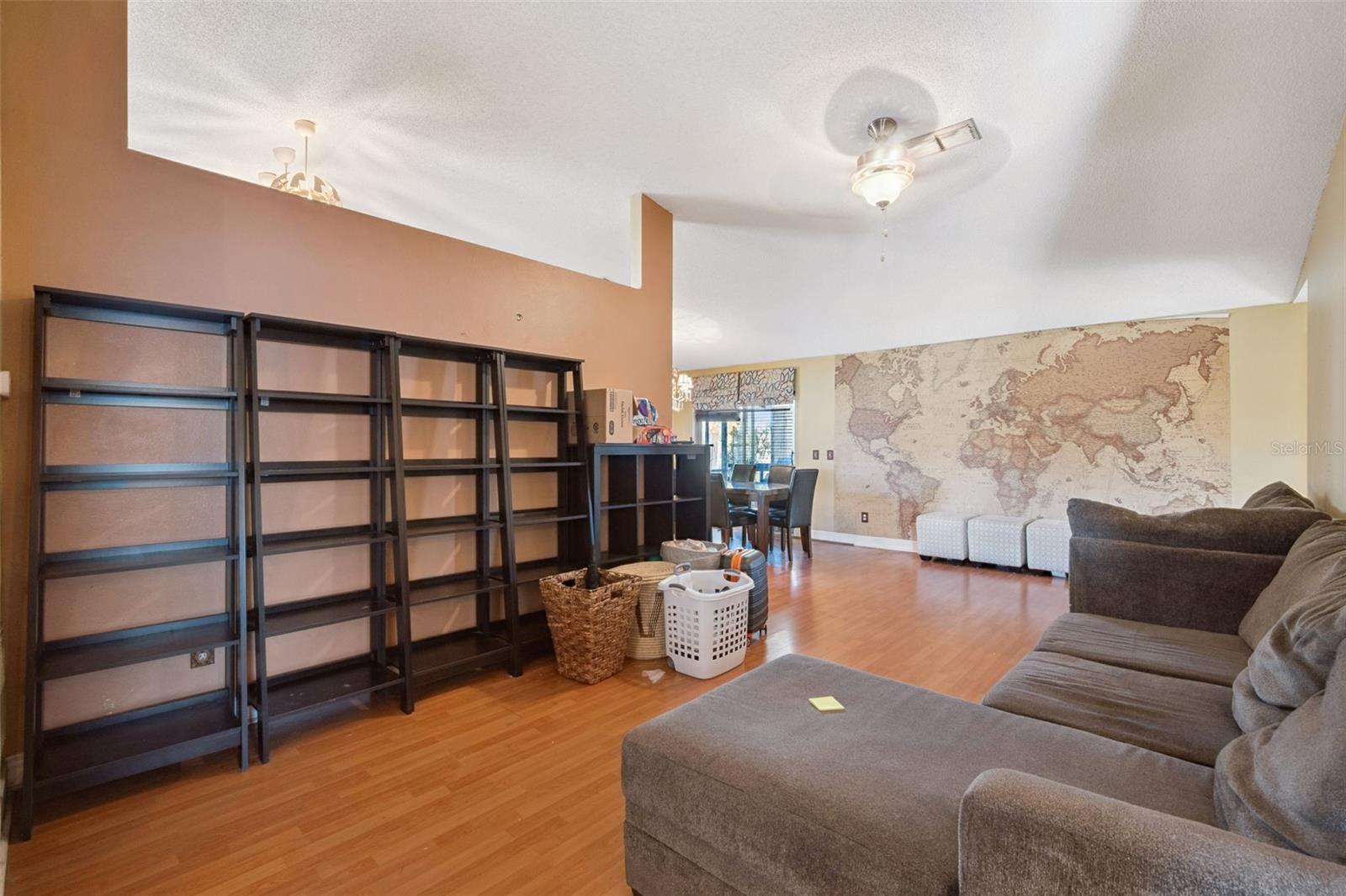 INDIAN POINT PH 6 - Residential