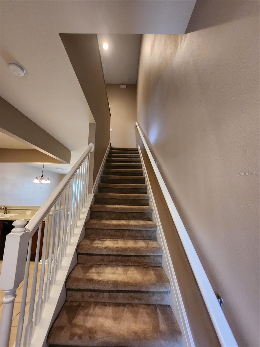 VENTURA BAY TWNHMS - Residential Lease