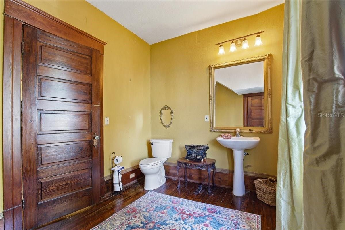 KENNEDYS TAMPA HEIGHTS - Residential