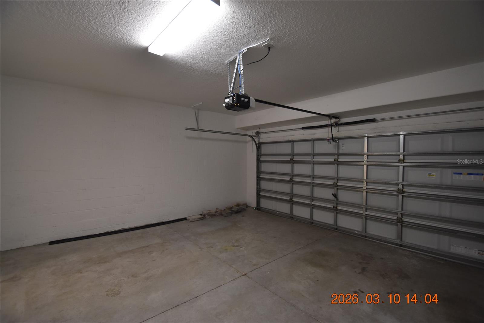 TOWNES/LK THOMAS PH 1 - Residential Lease