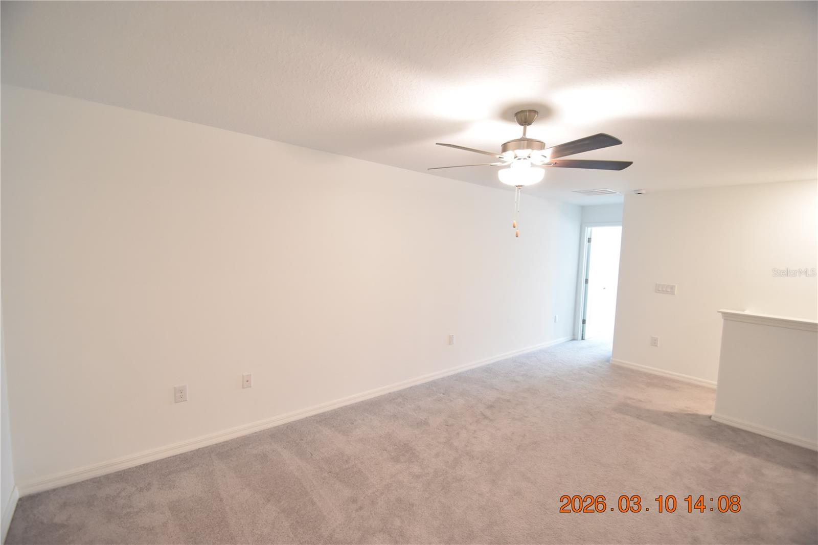 TOWNES/LK THOMAS PH 1 - Residential Lease