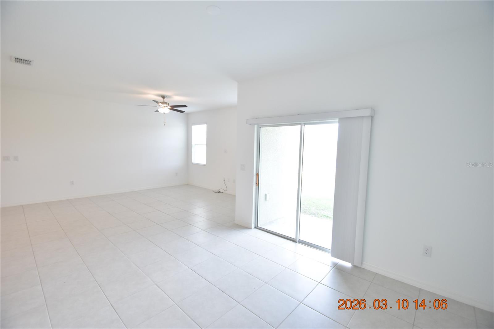 TOWNES/LK THOMAS PH 1 - Residential Lease