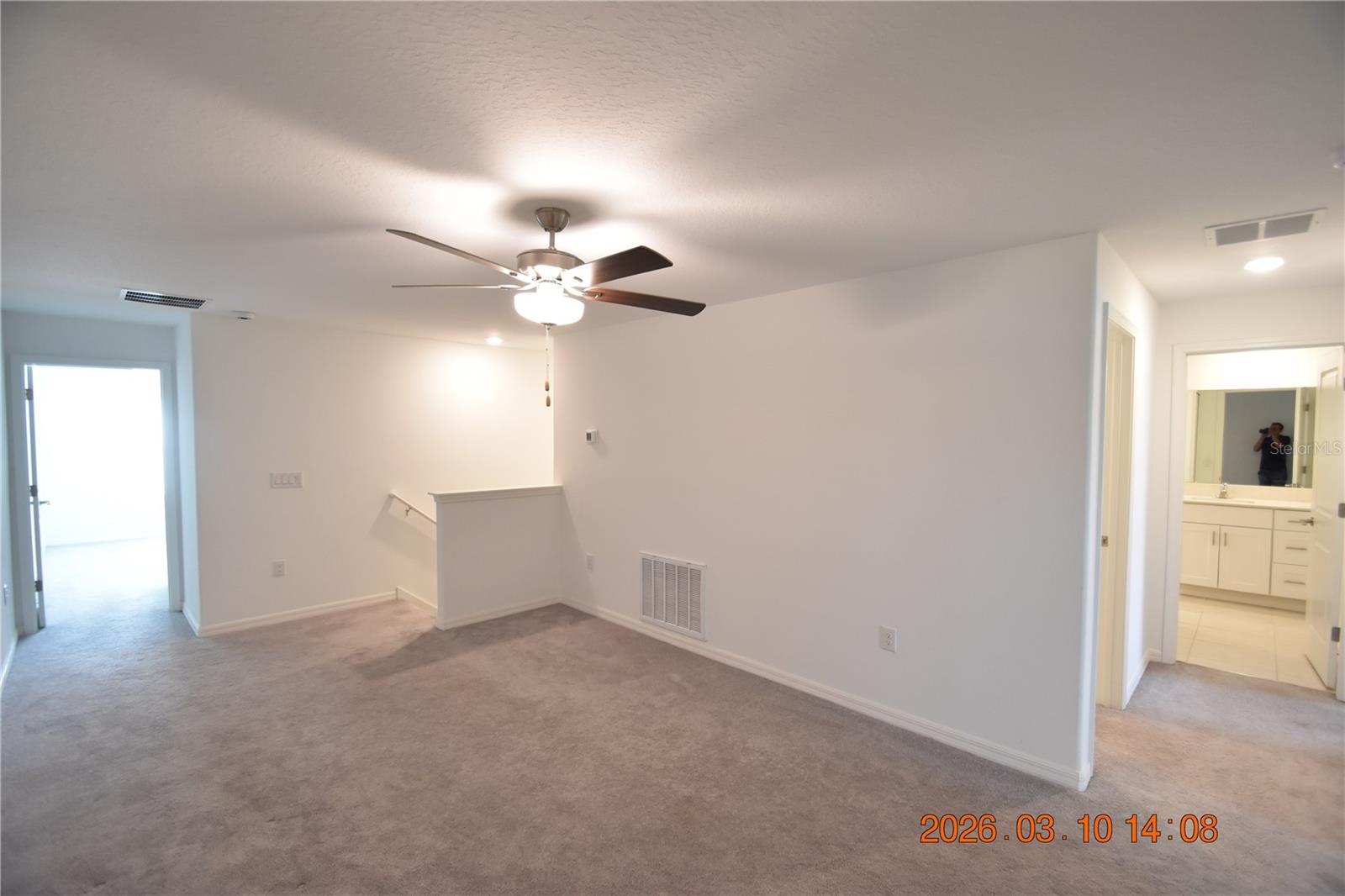 TOWNES/LK THOMAS PH 1 - Residential Lease