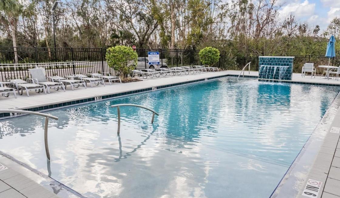 TOWNES/LK THOMAS PH 1 - Residential Lease