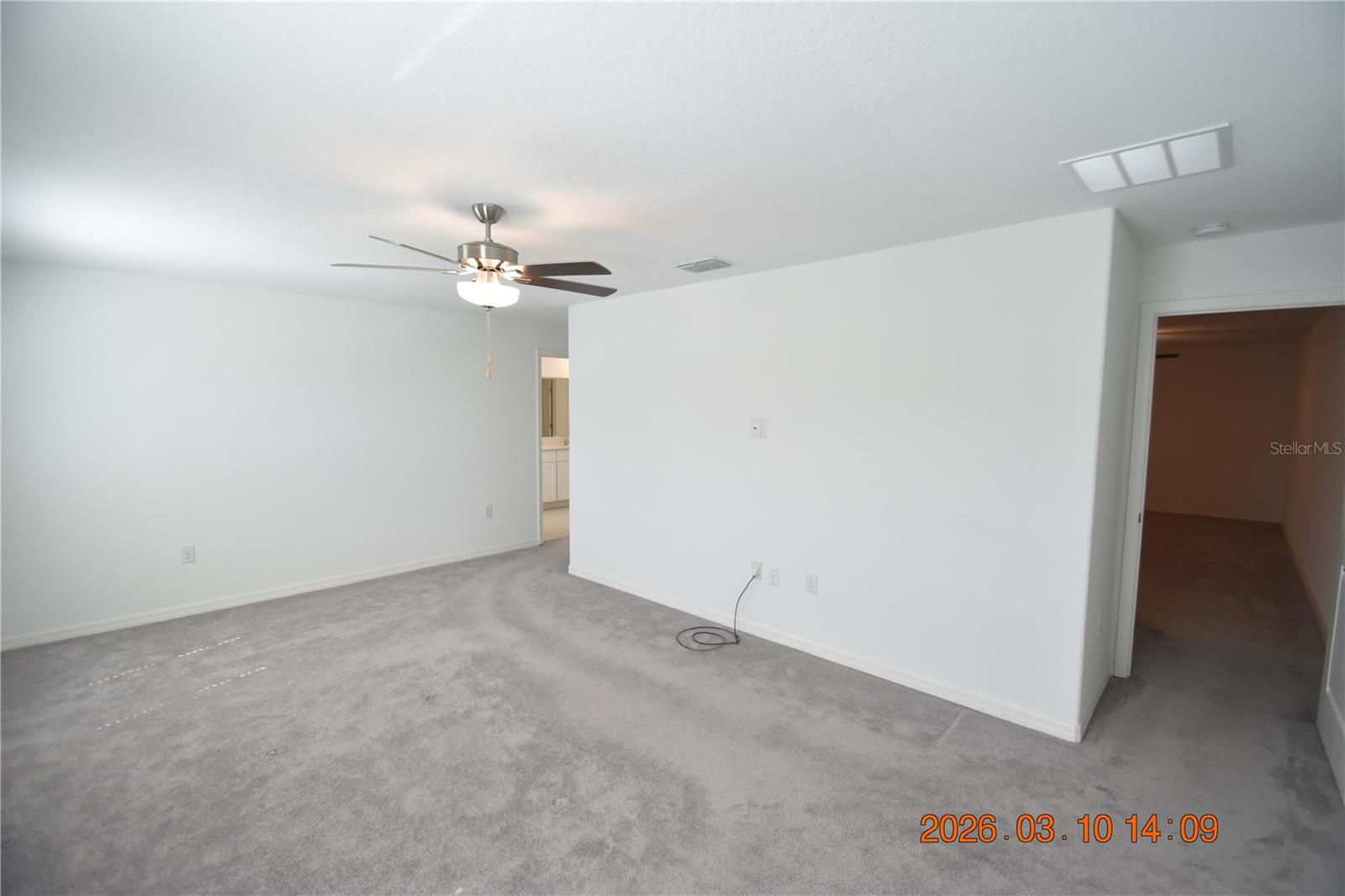 TOWNES/LK THOMAS PH 1 - Residential Lease