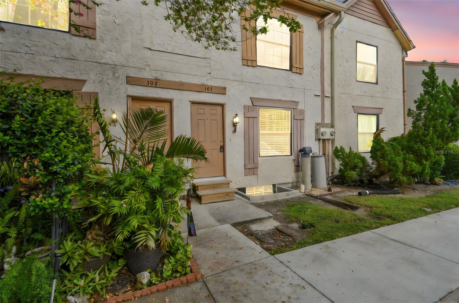 Nestled in the sought-after Townhomes of Brigadoon, this beautifully updated 3-story residence offers over 1,500 sq. ft. of stylish living space in a prime Clearwater location. With a low HOA of just $190/month, enjoy carefree living with exterior maintenance included plus access to a sparkling community pool—all in a pet-friendly community.
The heart of the home is the modern kitchen, boasting granite countertops, wood cabinets, a new window and an open layout that flows seamlessly into the dining and living areas—perfect for everyday living and entertaining. New sliding glass doors open to a private fenced balcony, while another set leads to the ground-level patio overlooking peaceful conservation with no rear neighbors.
The first floor features a versatile living area with a bedroom, full bath, laundry room, and flex space. The third floor features two spacious bedrooms that each have their own bathrooms, including a serene primary suite with a gorgeous, fully tiled walk-in shower. Updates throughout the home include new laminate flooring, modern light fixtures, a water softener and added attic insulation.
Brigadoon’s prime location is only a 5 minute walk to Eisenhower Elementary School and offers direct access to Cliff Stephens Park, Kapok Park, and the Ream Wilson Trail—perfect for biking, jogging, fishing, and family picnics. Just minutes away you’ll find BayCare Ballpark, Clearwater Mall, Costco, Target, Sam’s Club, and top restaurants. Clearwater Beach is a quick 8 miles away, with easy access to US-19, Gulf-to-Bay, McMullen Booth, Bayside Bridge, and both Tampa and Clearwater airports.
Enjoy the perfect blend of modern updates, outdoor beauty, and convenience. Schedule your private showing today!