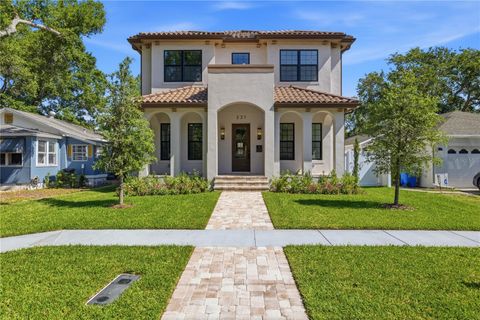 Photo of 221 43rd Avenue N, St Petersburg, FL 33703 (MLS # TB8500915)