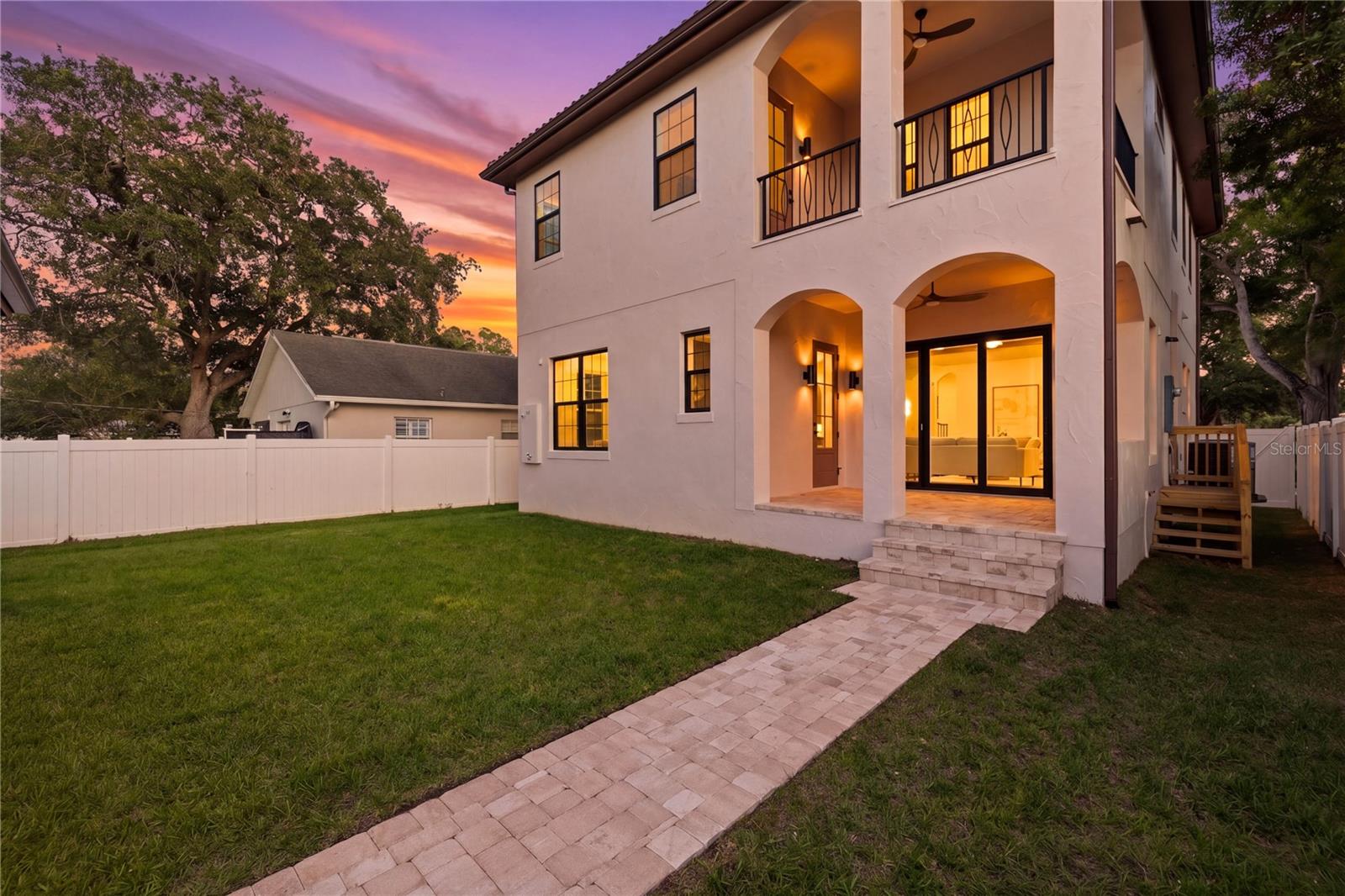 LA SALLE GARDENS - Residential