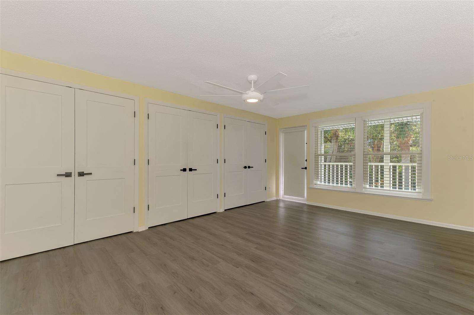 VENICE TOWN HOUSE - Residential