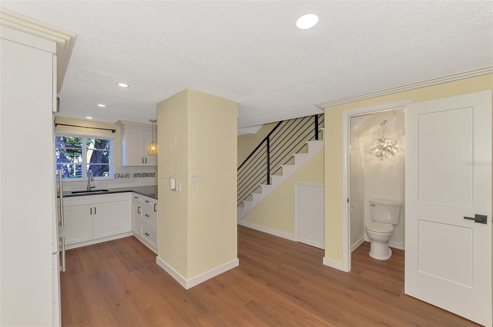 VENICE TOWN HOUSE - Residential