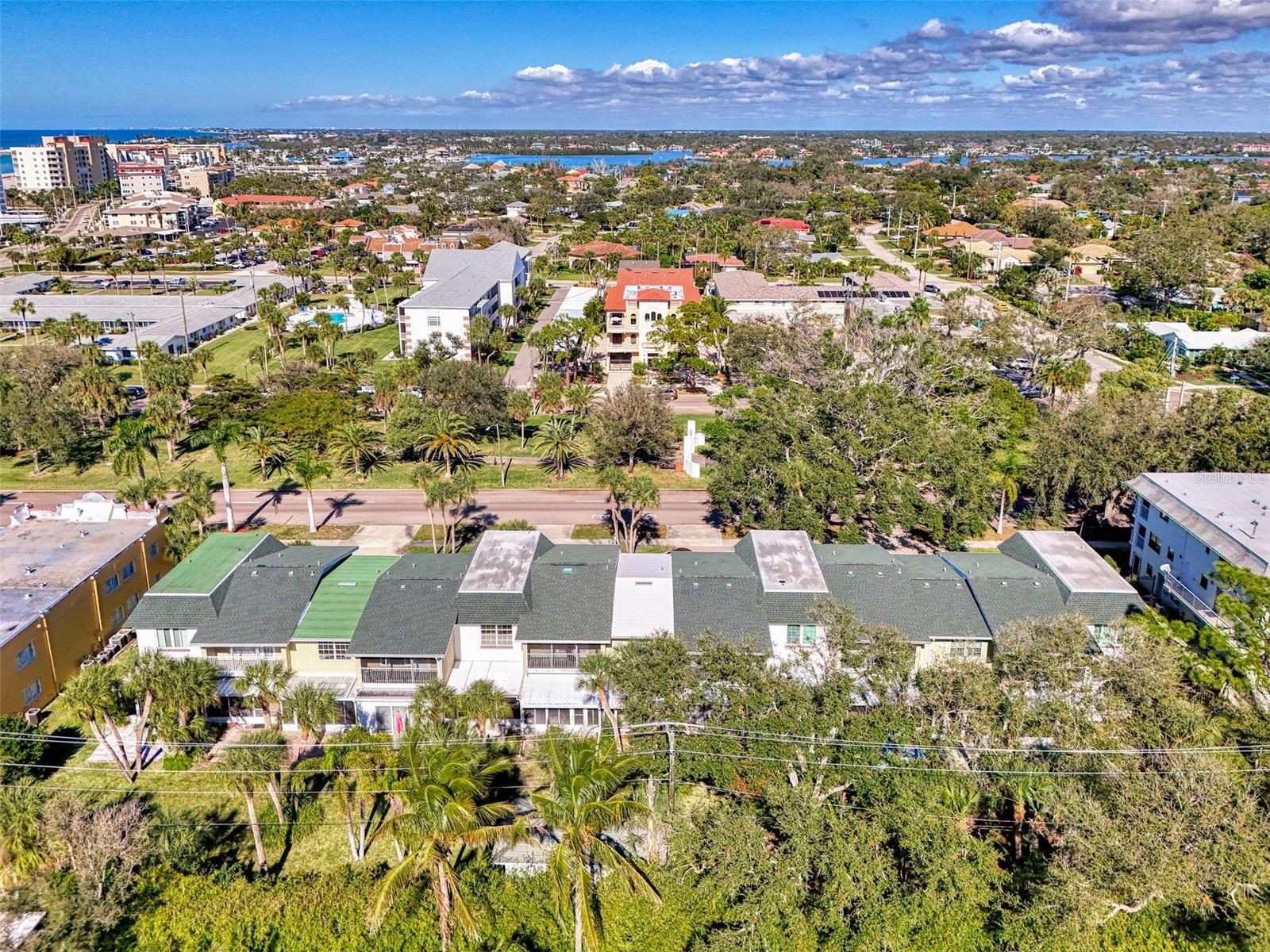 VENICE TOWN HOUSE - Residential