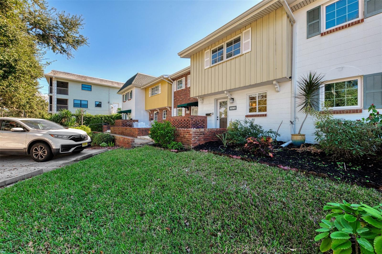 707 W VENICE AVENUE 707A