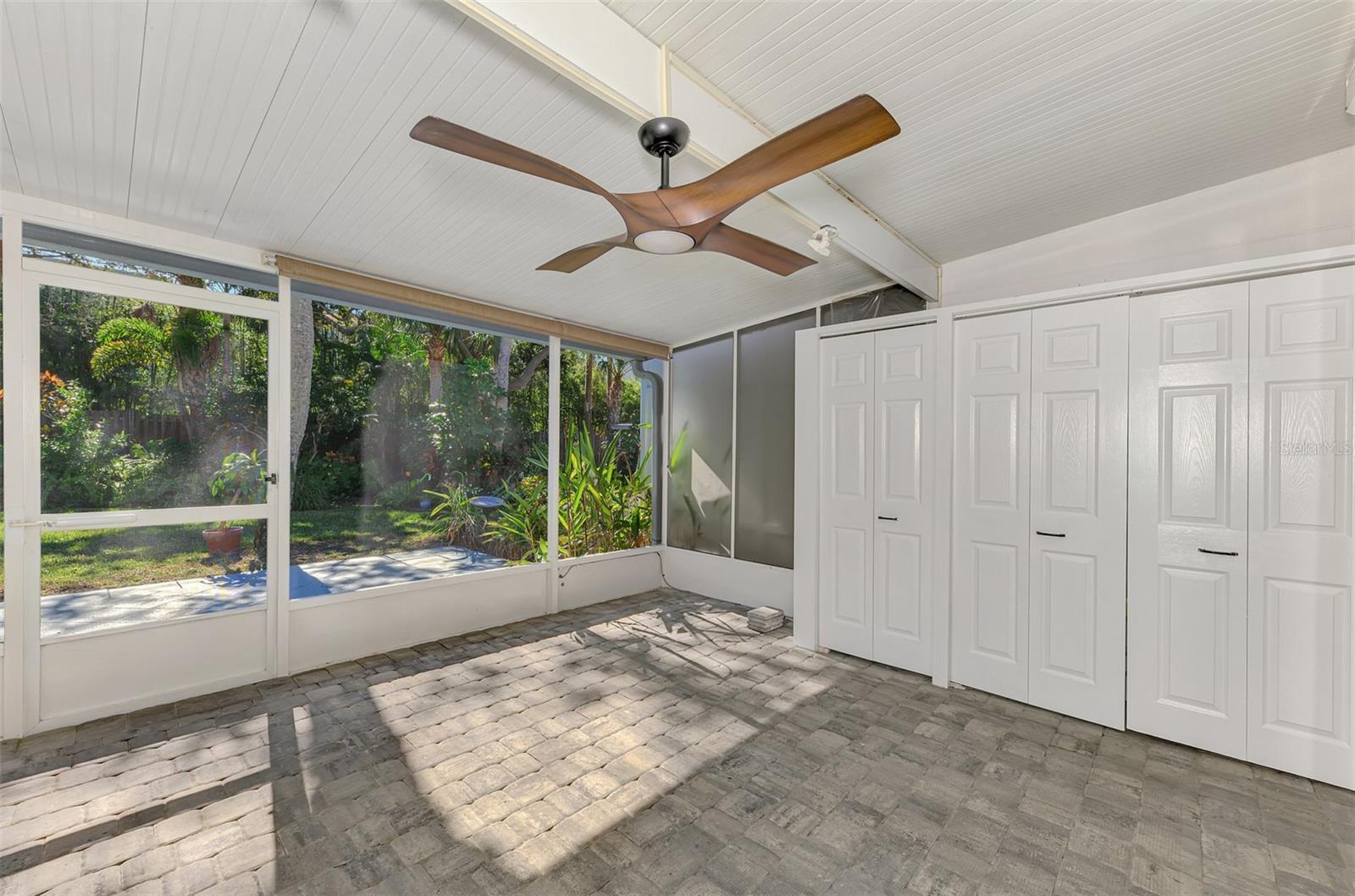 VENICE TOWN HOUSE - Residential