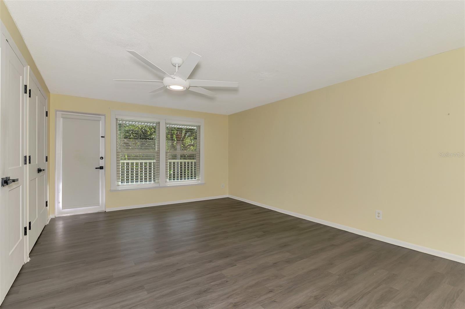 VENICE TOWN HOUSE - Residential