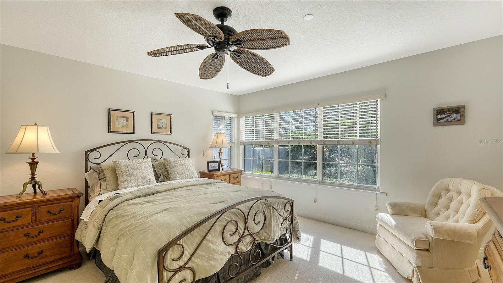 WINDING OAKS - Residential