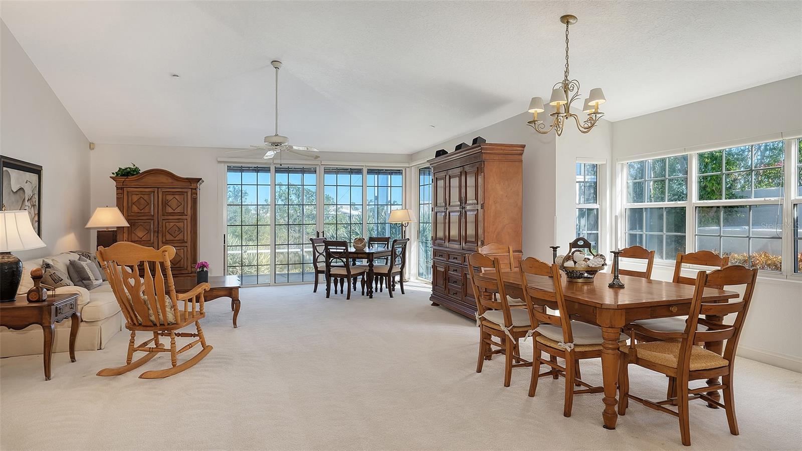 WINDING OAKS - Residential