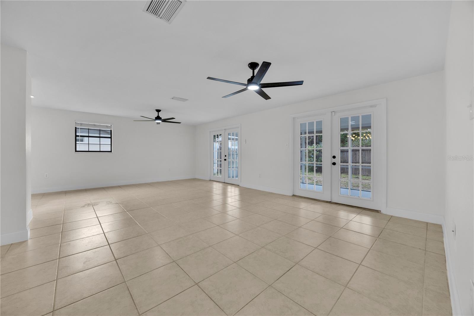 TRADEWINDS SIXTH ADD - Residential