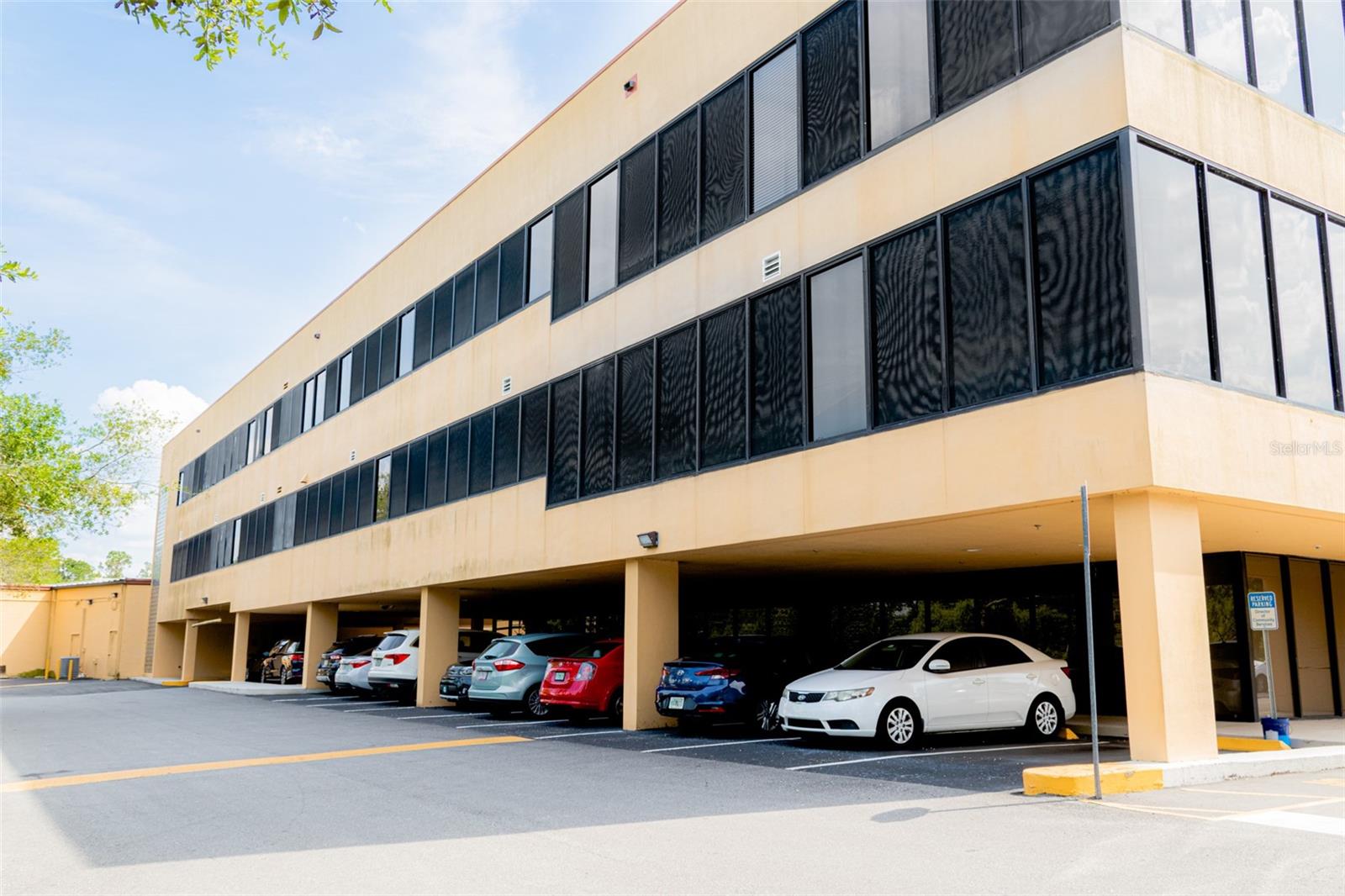 HIDDEN LAKE UNIT 1-A REV PLAT - Commercial Lease