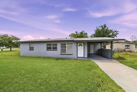 Photo of 3125 Daryl Terrace, Titusville, FL 32796 (MLS # O6405648)