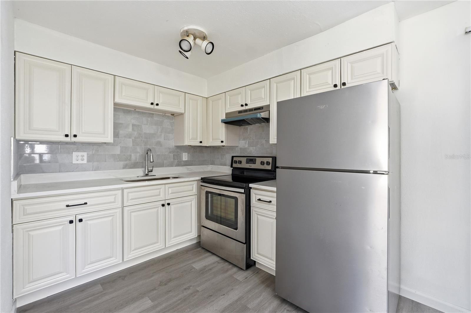 WESTWOOD VILLAS 4TH ADD - Residential