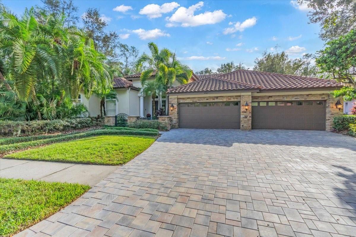 4907 LONDONDERRY DRIVE