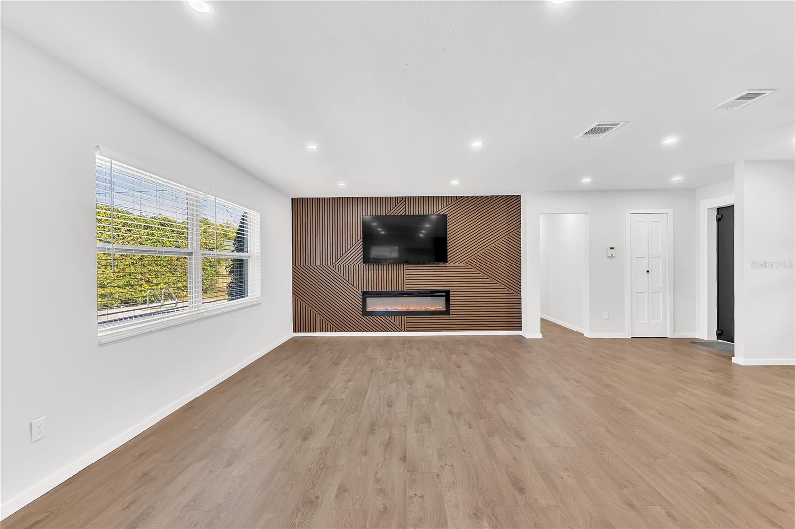 WINTER PARK PINES - Residential