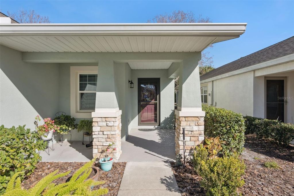 Photo of 304 Stonington Way, Deland, FL 32724 (MLS # O6383140)