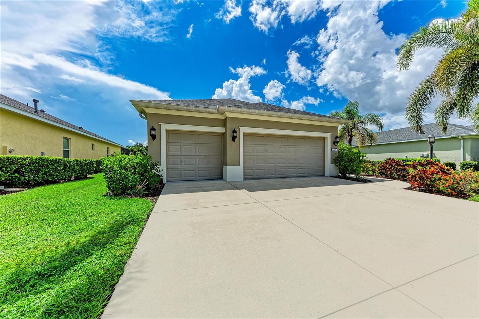 12051 FOREST PARK CIRCLE