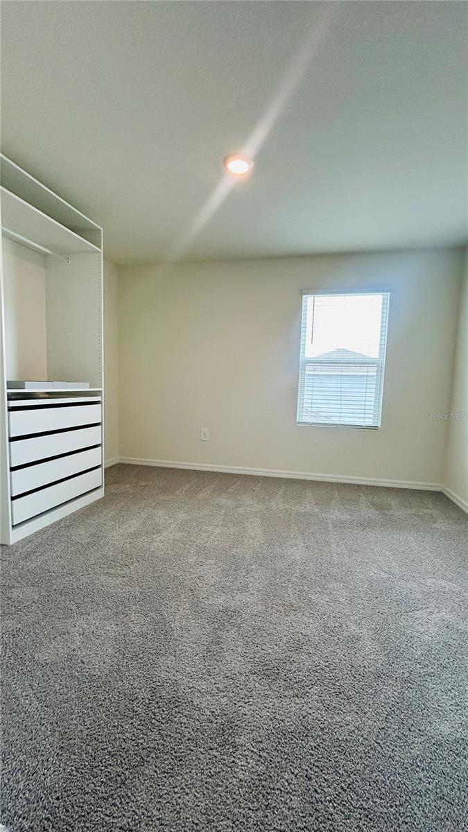OAKS PRESERVE PH 1 PB 37 PG 66 - Residential Lease