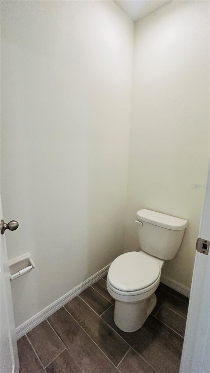 OAKS PRESERVE PH 1 PB 37 PG 66 - Residential Lease